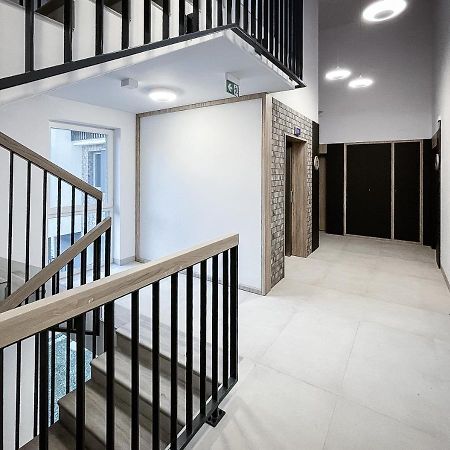 Apartament Clever 1 Kamienica Grochow وارسو المظهر الخارجي الصورة
